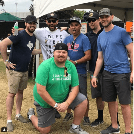 Jason and his friends posted up together in a photo all together at ACL Fest 2018.