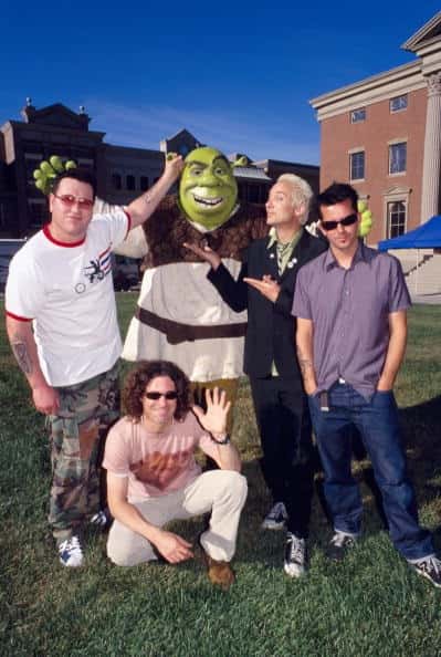 teve Harwell, Paul De Lisle, Michael Urbano and Greg Camp of Smash Mouth with Shrek