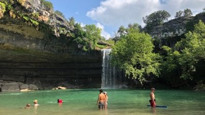 Deb visits an Austin landmark.