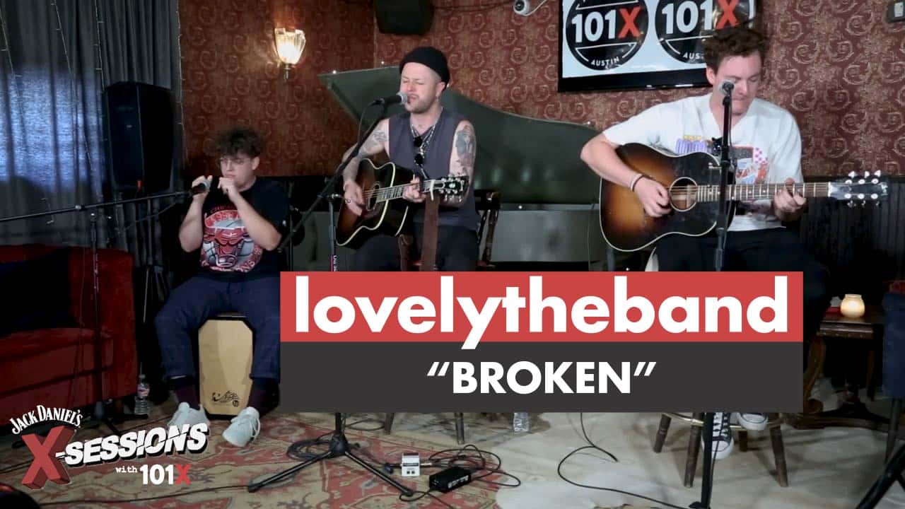 lovelytheband perform