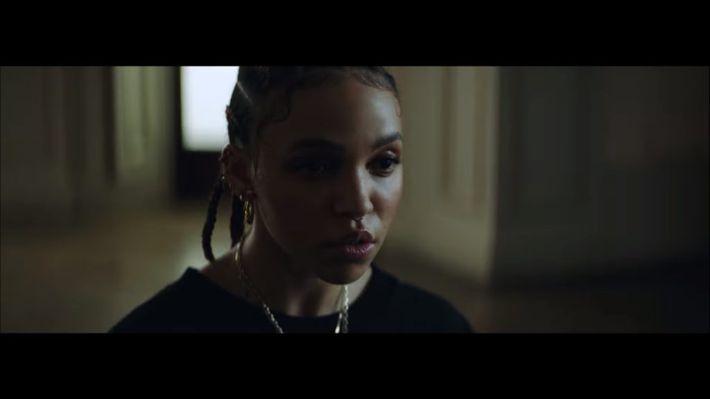 FKA Twigs - "Don't Judge Me"