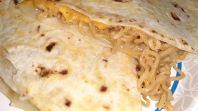 a quesadilla made with ramen noodles