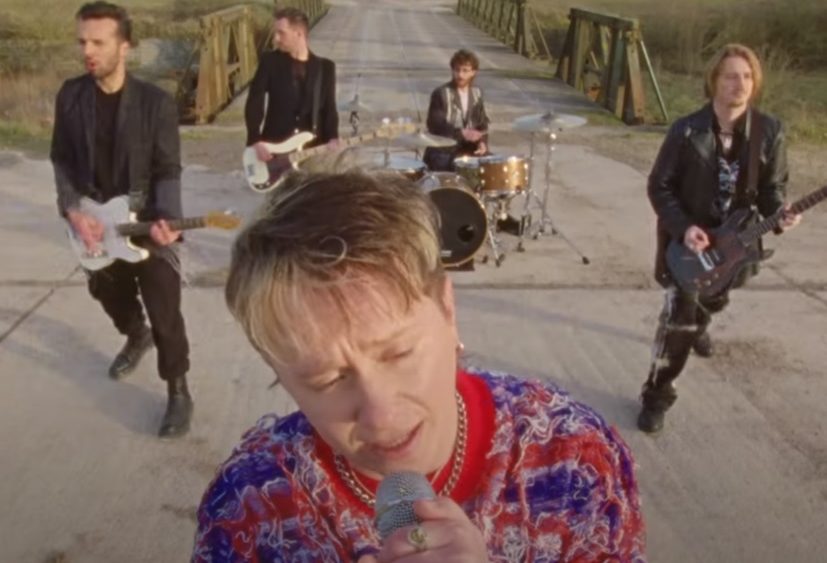 101X Concert Series Artist Nothing But Thieves Drop A New One, Hear New Blur, Coral