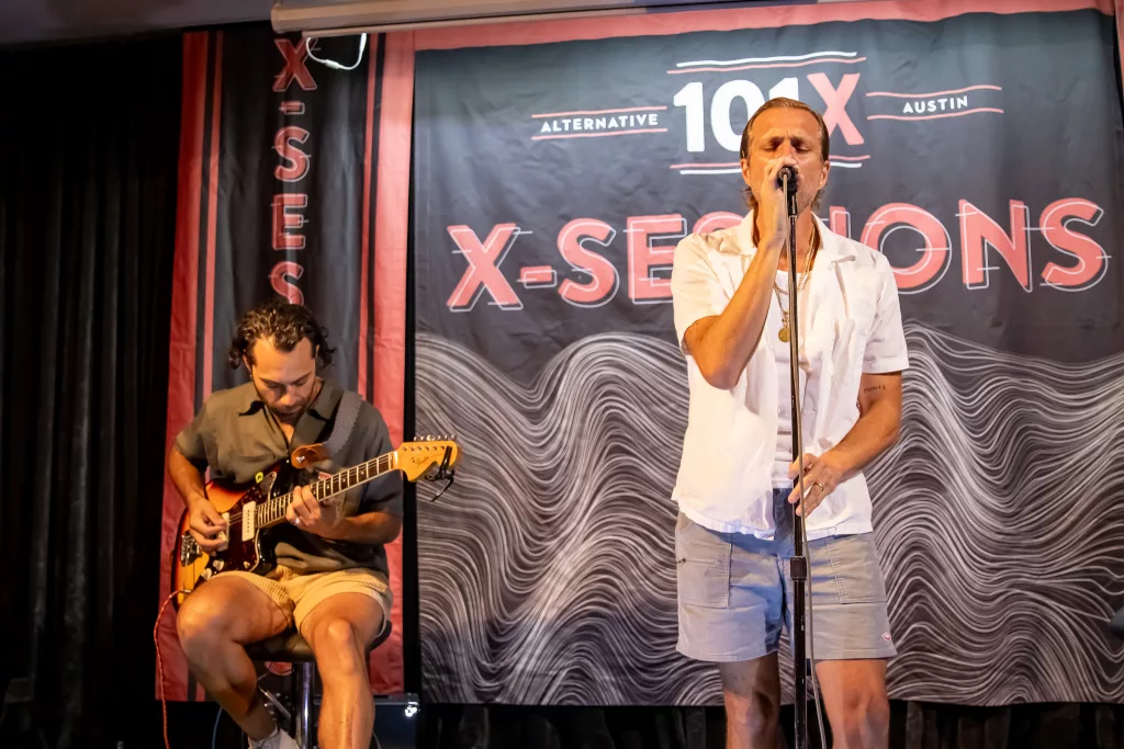 101X-Session Awolnation - James