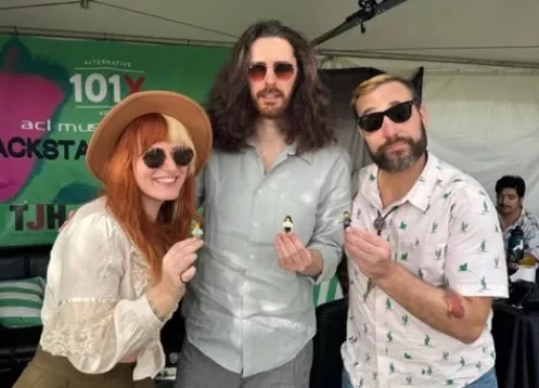 hozier builds a lego minifgure cj morgan show, acl fest, 101x austin