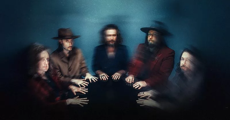 static_socialphoto-twitter_800x419_mymorningjacket_2025_regional_moodyamphitheateratwaterloopark_0410
