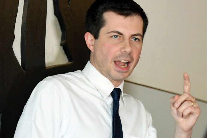 South Bend, Indiana Mayor Pete Buttigieg speaks during a meet-and-greet at Madhouse Coffee on April 8, 2019 in Las Vegas, Nevada
