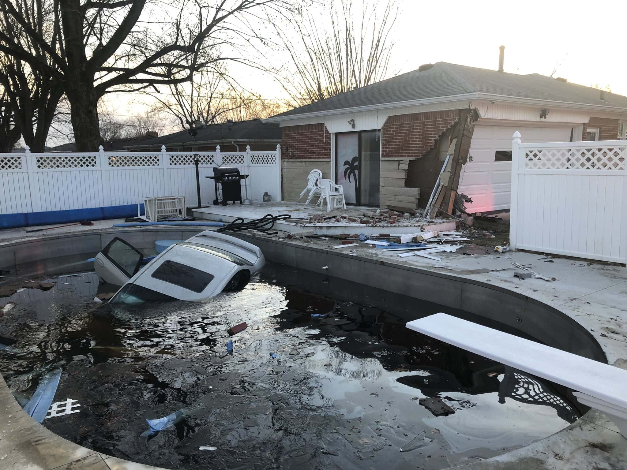 Car Crashes Into Plainfield Pool 93.1FM WIBC