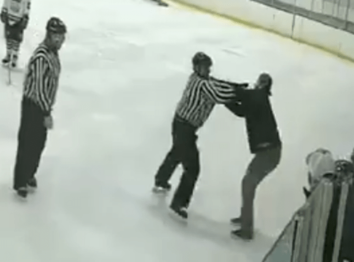 WATCH Youth Hockey Coach Beats Up Referee 93.1FM WIBC