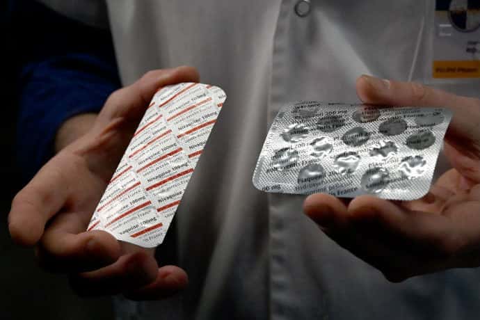 chloroquine diphosphate and hydroxychloroquine drugs