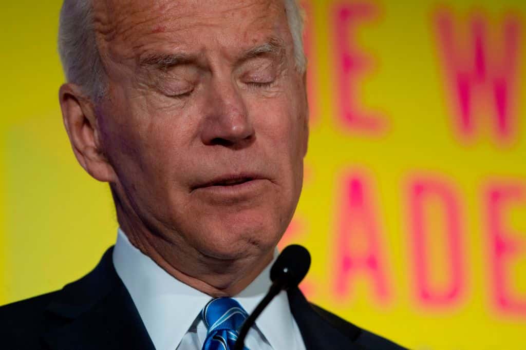 Download Bewildered and Befuddled Biden Babbles About Masks | 93.1FM WIBC