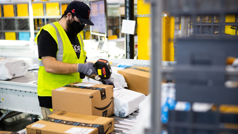 Amazon Looking to Fill More Than 5,400 Seasonal Jobs 93