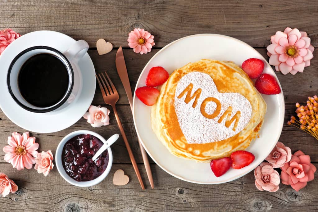 Don't Miss These Mother's Day Food and Restaurant Deals - Vimarsana News