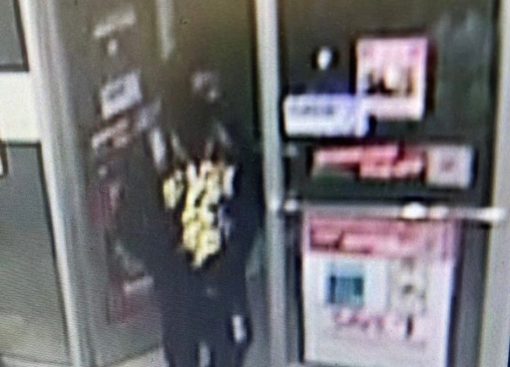$25,000 Reward for Info in Shooting of Lawrence Gas Station Clerk - Vimarsana News