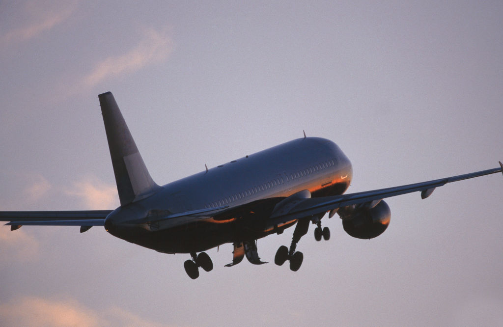 Airbus A340 Plane Lands On Antarctica For First Time - Vimarsana News