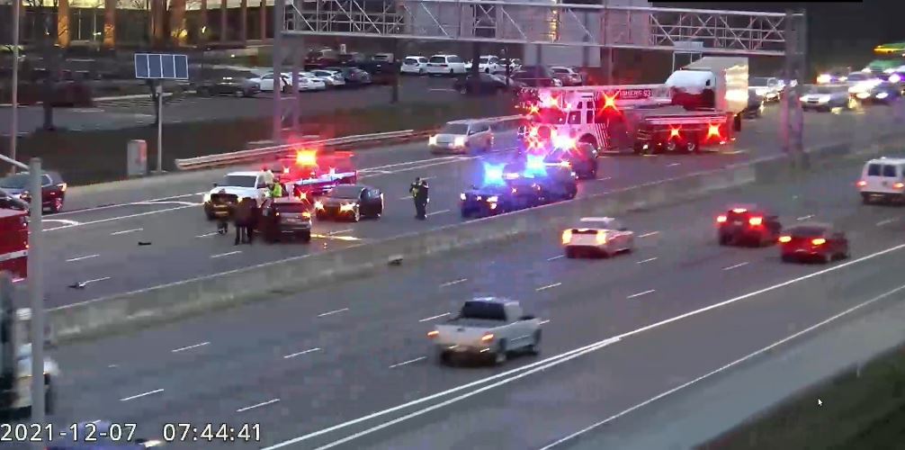 One Person Hurt in Six-Vehicle Crash on I-69 - Vimarsana News