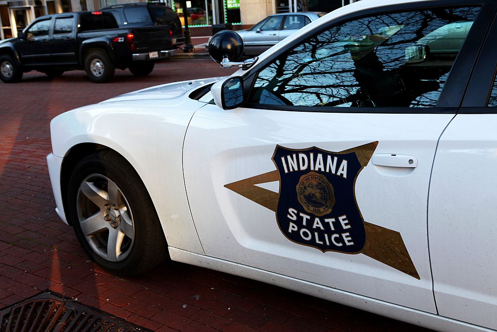 Indiana Woman Arrested for Hitting Police Car While Driving Drunk - Vimarsana News