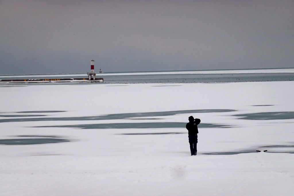 Body of Indianapolis Man Found Two Months After Falling Through Ice on Lake Michigan - Vimarsana News