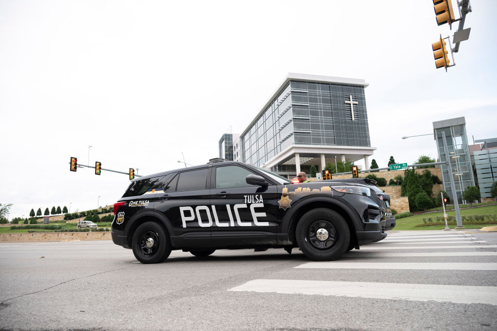 Four Dead In Shooting At Tulsa Hospital - Vimarsana News