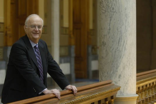 Brian Vargus, IUPUI Pollster and WIBC Analyst, Dies at 83 - Vimarsana News