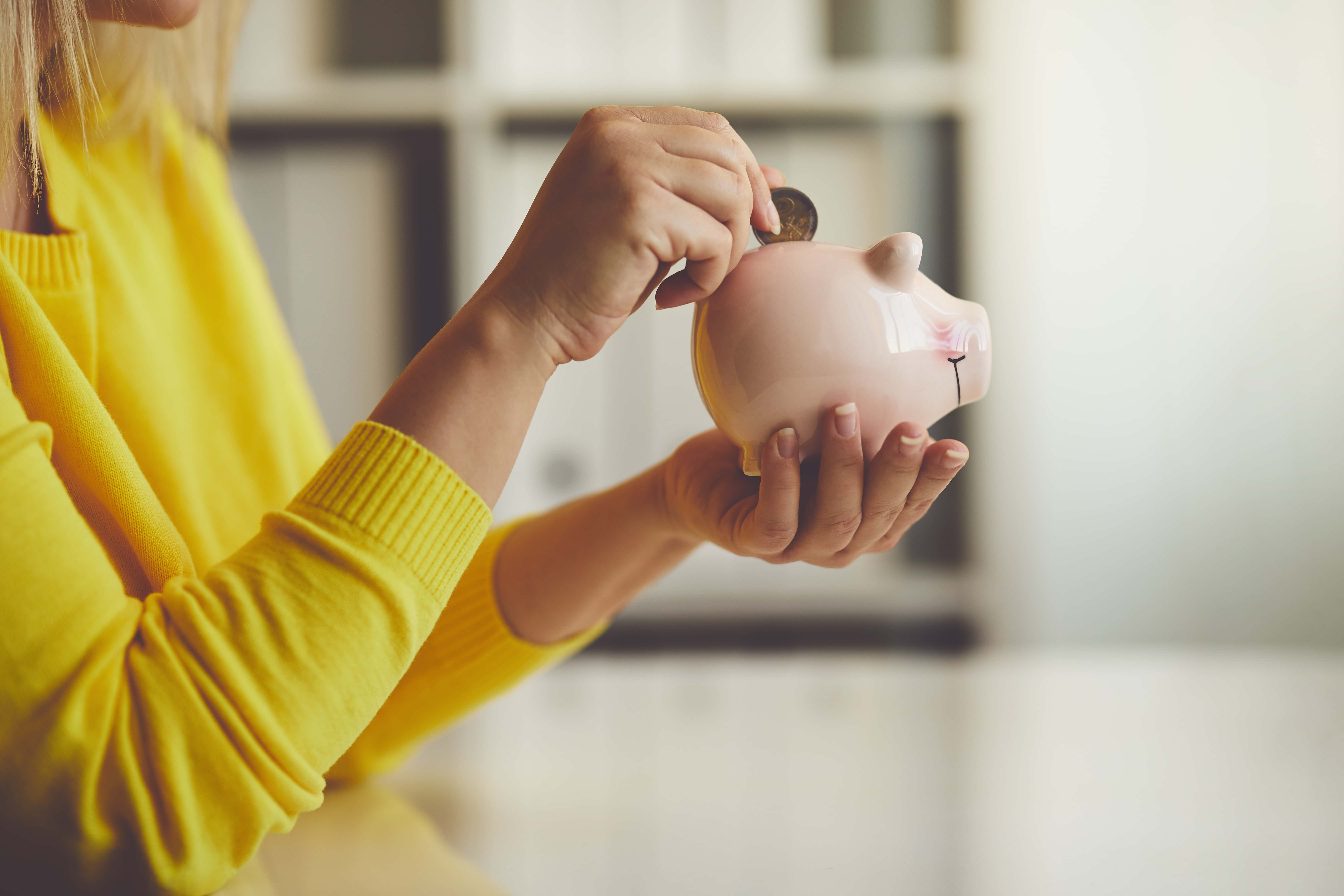 The Top 2 Ways People Are Saving Money In 2019 B1057