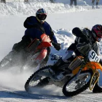 motorcycle-ice-racing