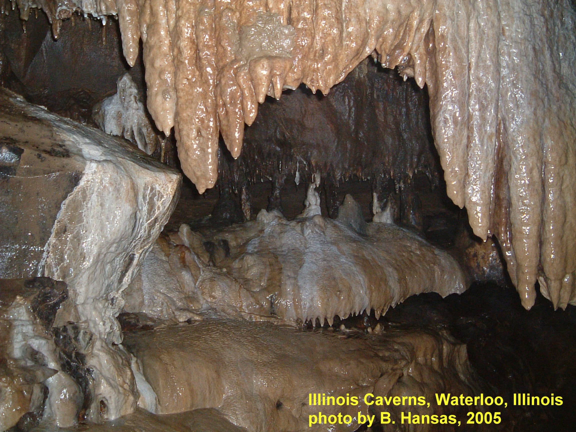 ilcaverns1