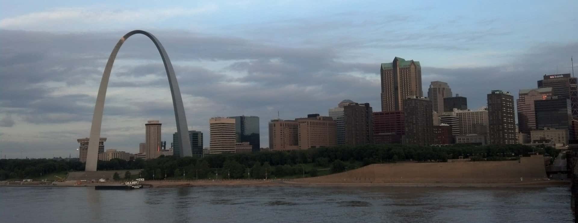 saint-louis-missouri-downtown-1425480493y3j-cropped-jpg-4