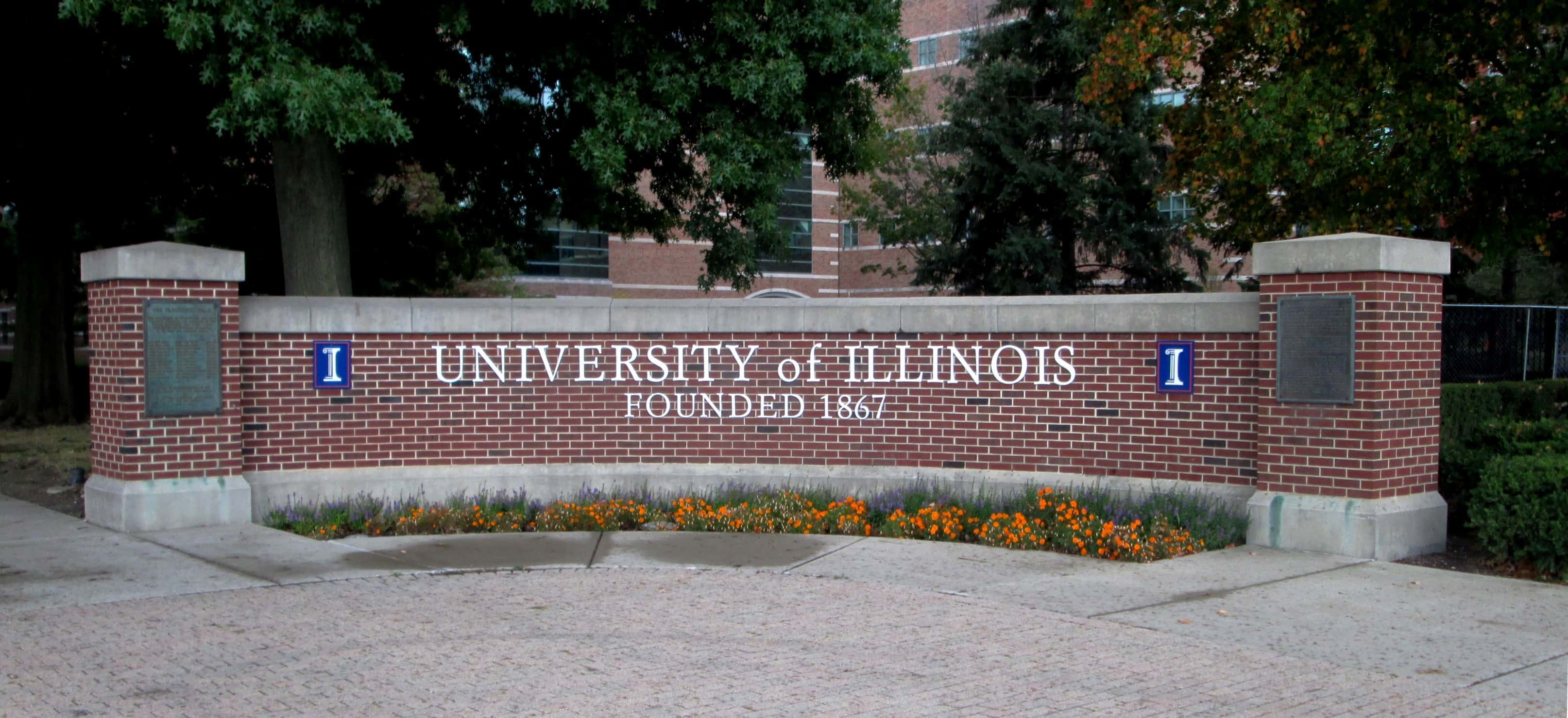 campus_entrance_marker_at_wright_street_and_university_avenue_university_of_illinois_at_urbana-champaign-jpg-2