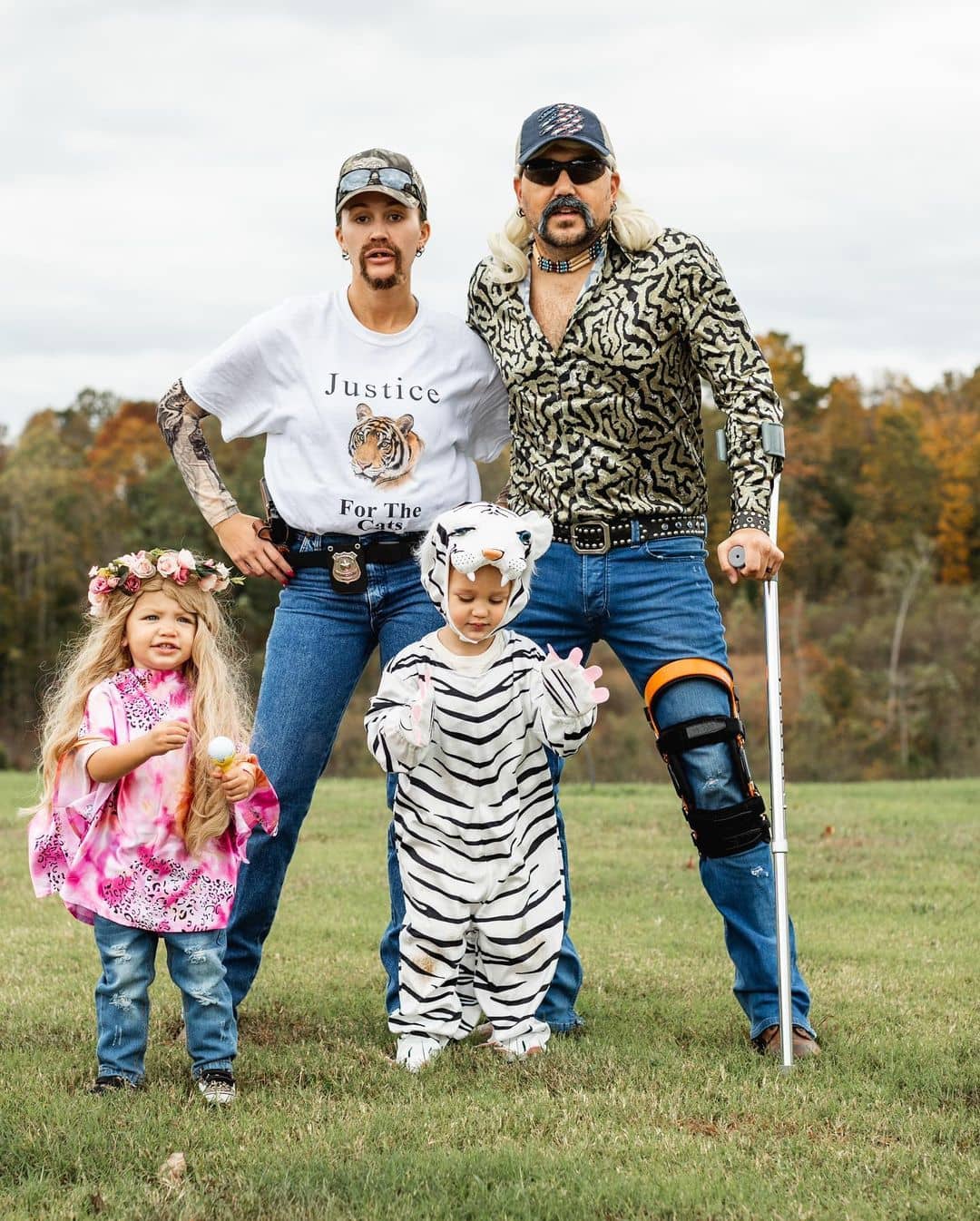 Jason Aldean and family WIN Halloween 2020! WOOZ Marion, IL