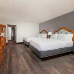 holiday-inn-resort-panama-city-beach_two-queens_01