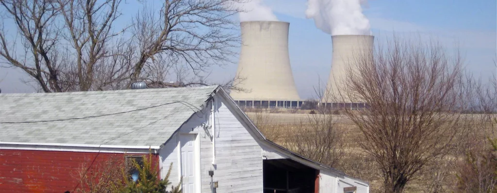 Pritzker vetoes bill that lifted moratorium on new nuclear power stations - Vimarsana News