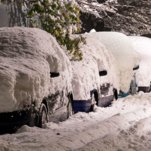 snow-covered-cars