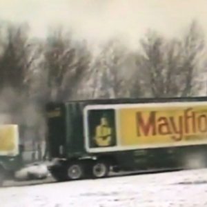 mayflower-moving-van