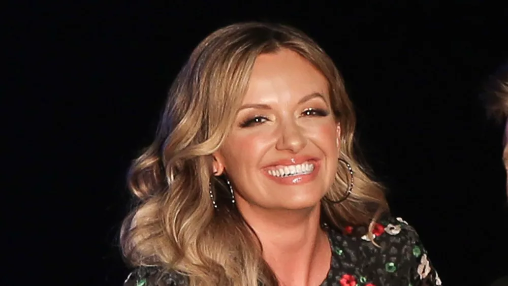 Carly Pearce shares new track "Heels Over Head" | Iowa's Best Country, KIX 101.1 - Vimarsana News