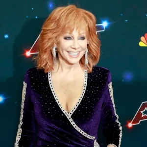 Reba McEntire at the America's Got Talent Season Fantasy League Photo Call at the Hotel Dena on September 20^ 2023 in Pasadena^ CA