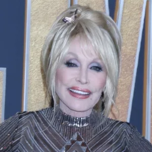 Dolly Parton at the 2022 Academy of Country Music Awards Arrivals at Allegient Stadium on March 7^ 2022 in Las Vegas^ NV