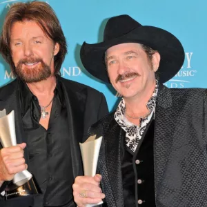 Brooks and Dunn at the 45th Academy of Country Music Awards Press Room^ MGM Grand Garden Arena^ Las Vegas^ NV. 04-18-10