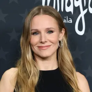 Kristen Bell at the 2025 Critics Choice Awards at Barker Hanger on February 7^ 2025 in Santa Monica^ CA