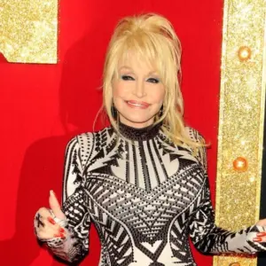 Dolly Parton at the "Dumplin'" Premiere at the TCL Chinese Theater on December 6^ 2018 in Los Angeles^ CA