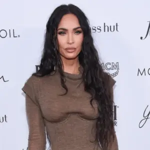 Megan Fox arrives for the Daily Front Row Awards on April 10^ 2022 in Beverly Hills^ CA