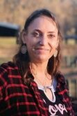joy-schmidt-web-photo-e1638462015479