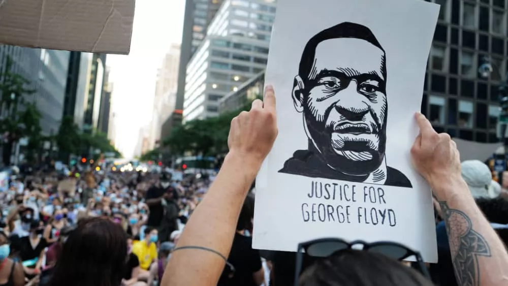 shutterstock_1773600695102032