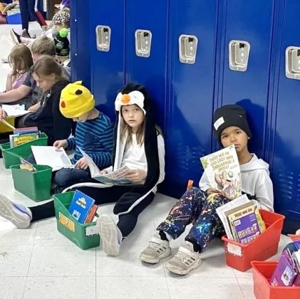 readathon-2-421x420717250-1