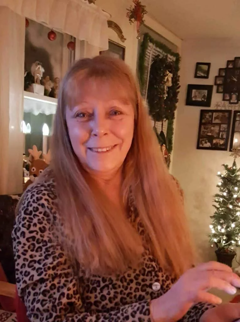 carol-violette-obit-photo-765x1024709543-1