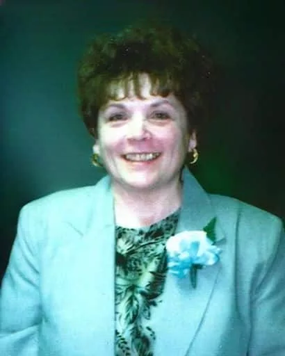 jennifer-ullekson334369