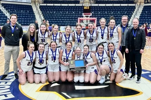 sacred-heart-girls-bball349912