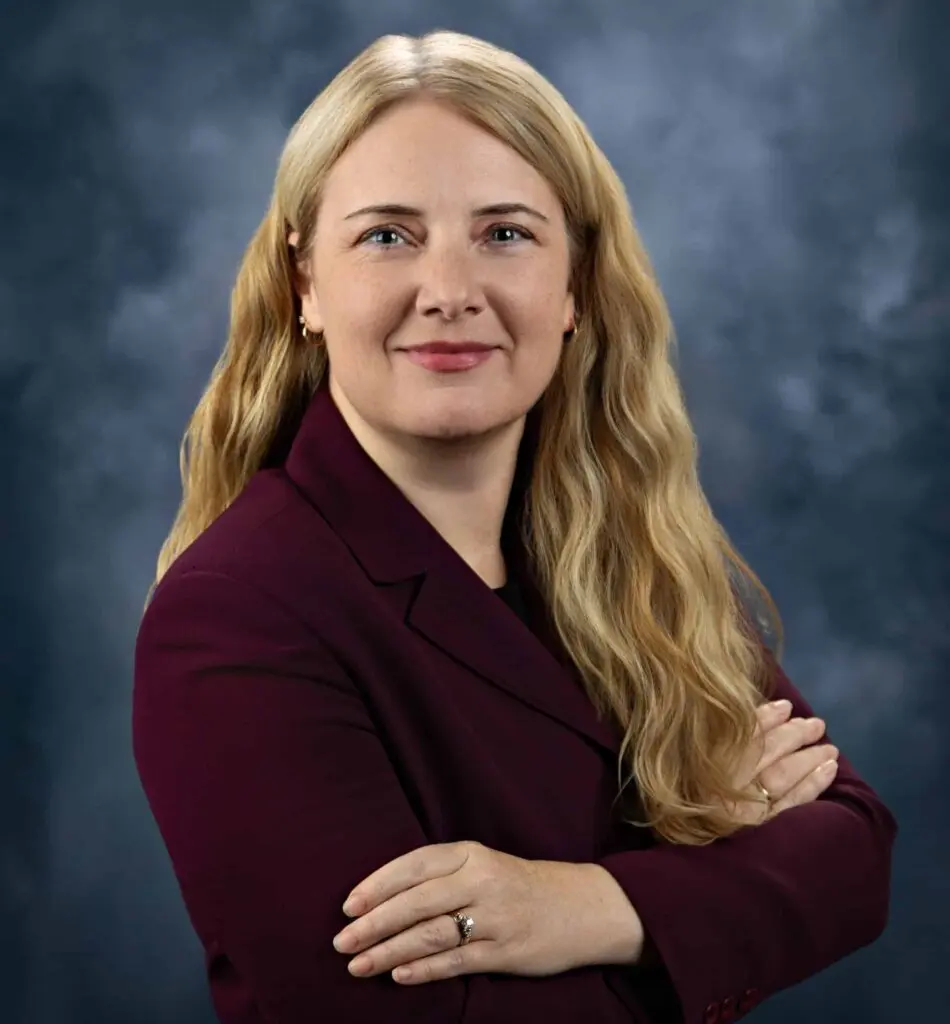 rasmusson-anne-headshot-scaled-e1766437476373-950x1024204401-1