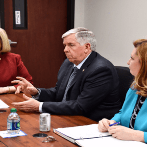 gov-parson-and-school-officials