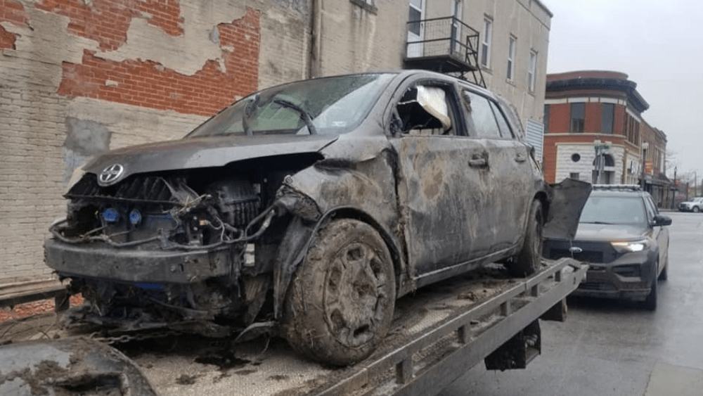 carroll-county-sheriff-man-hunt-car